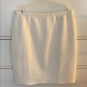 White pencil skirt